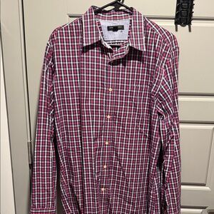 Banana Republic Men's Red and Blue Plaid Button-Down Shirt